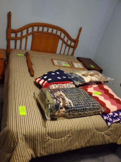 Queen Bed