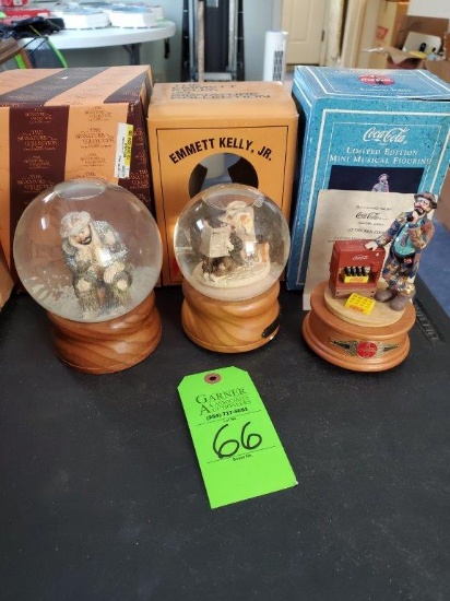 3 Emmett Kelly Jr Globes