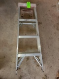 Davidson Step Ladder 4'