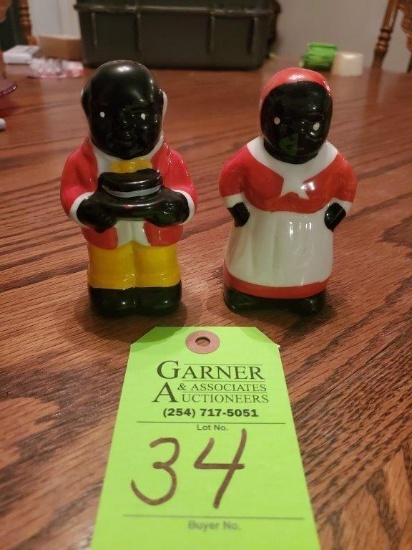 Black Americana Salt & Pepper Shakers