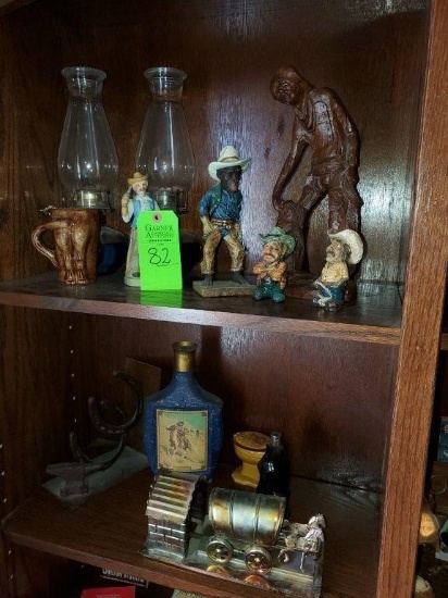 2 Shelves of Cowboy Décor