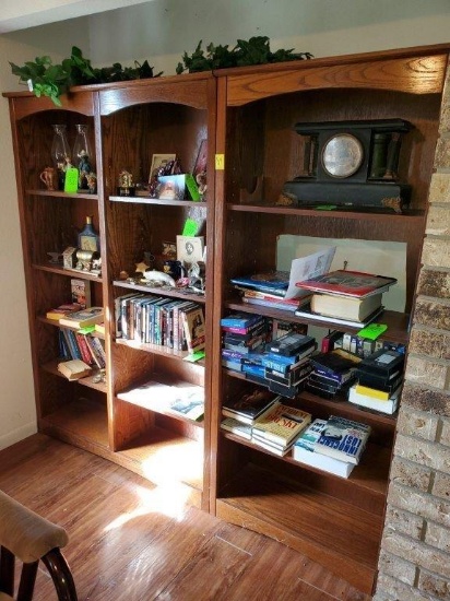2 Bookcases