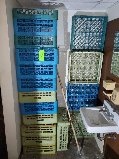 Dish and Flatware Crates