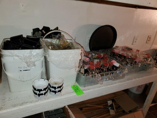 Misc. Condiment Holders & Condiments