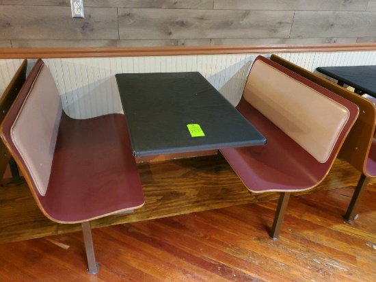 Laminate Contour Wall Booth with Padded Back