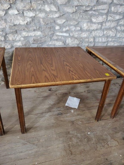 Wood Square Table 4'