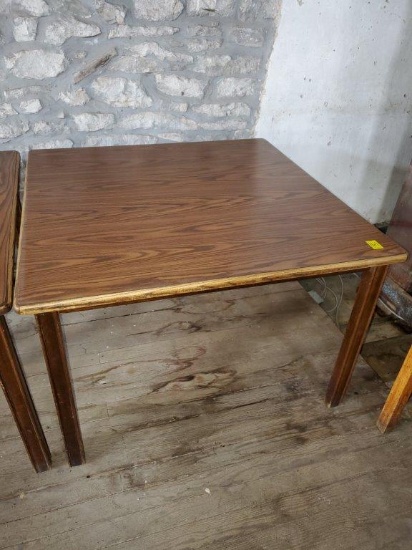 Wood Square Table 4'