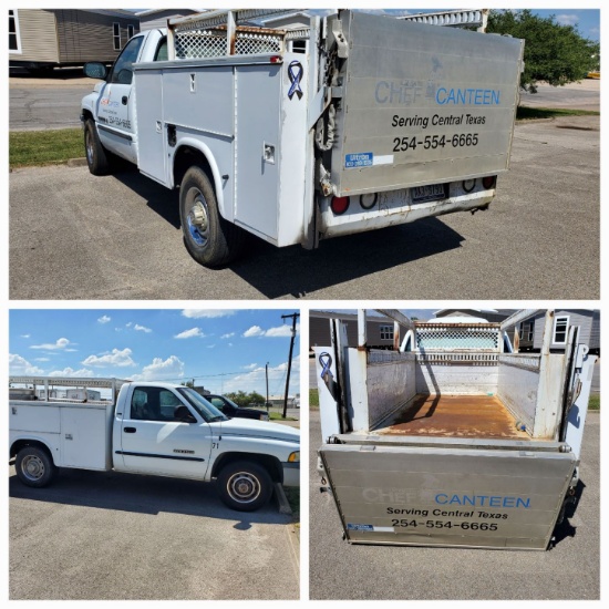 2002 Dodge Ram 2500 Laramie SLT with Utility Bed and Ultron Lift Gate