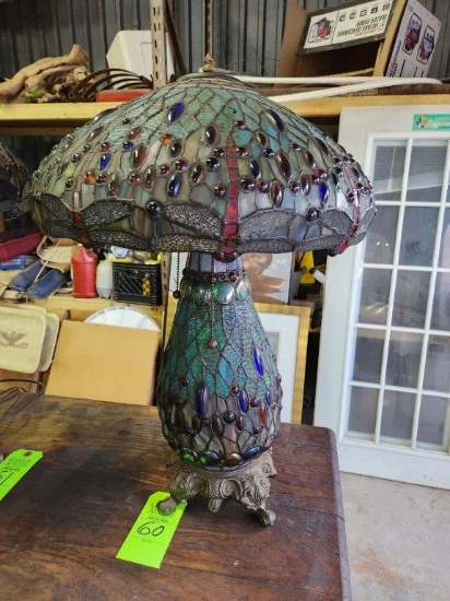 Tiffany-Style Dragonfly Accent Lamp