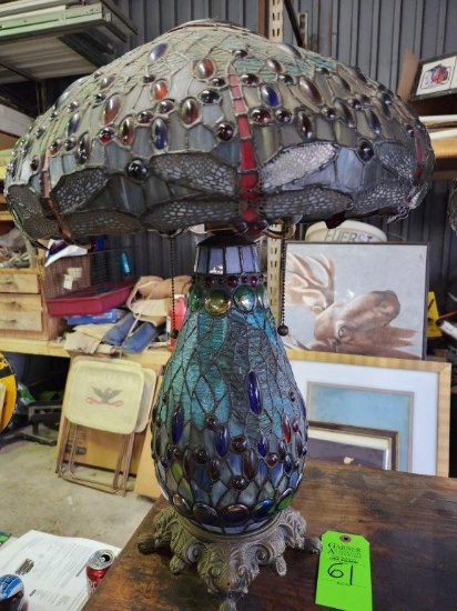 Tiffany-Style Dragonfly Accent Lamp