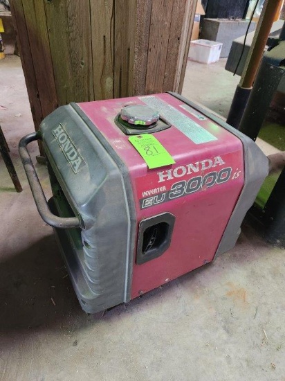 Honda EU3000iS Electric Start Portable Inverter Generator