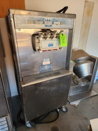 Taylor 3 Phase Soft Serve Ice Cream Machine