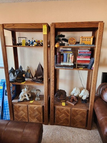 2 Shelves