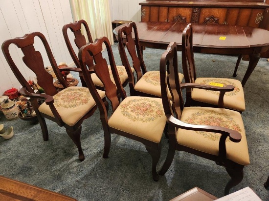 6 Dining Chairs - Matches Dining Table