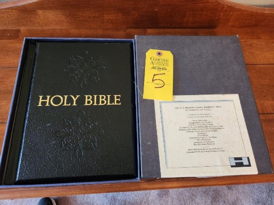 Holman Family Reference Bible