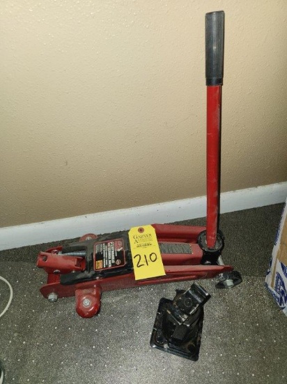 Big Red 2 Ton Hydraulic Jack