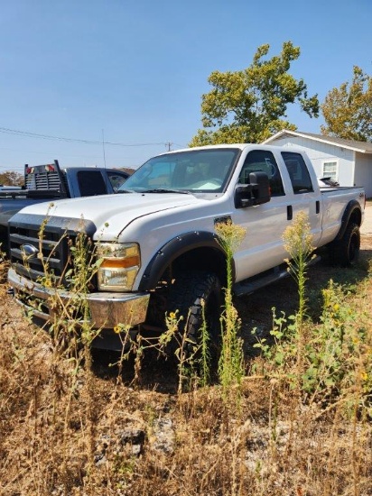 2009 Ford F-350 Lariat 4WD Crew Cab - Miles 205,328