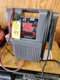 Truck Pac ES6000 12V Power Supply