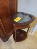 Heart Display Table