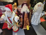 3 Santa Claus Figures
