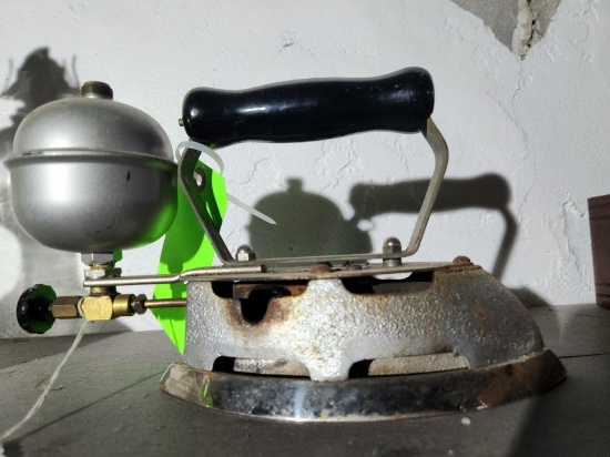Vintage Coleman Steam Iron
