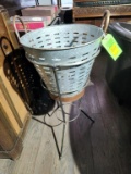 Metal Planter with Stand