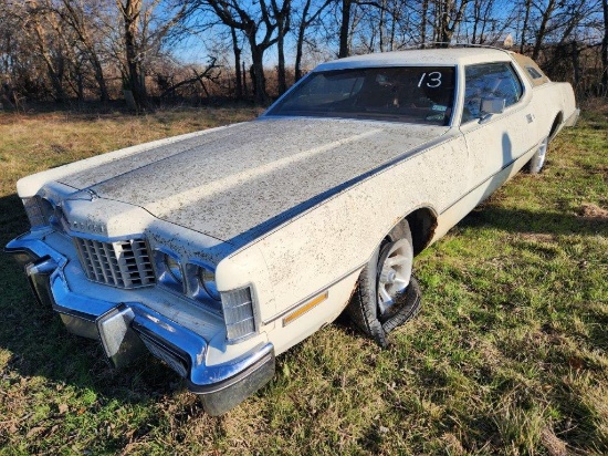 1976 Ford Thunderbird