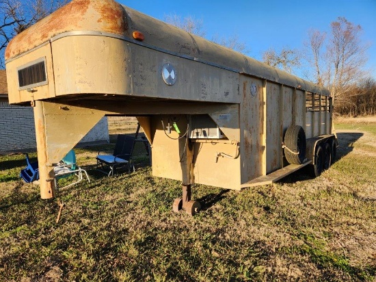 1973 Gooseneck 30' Livestock Combo Templelite Trailer