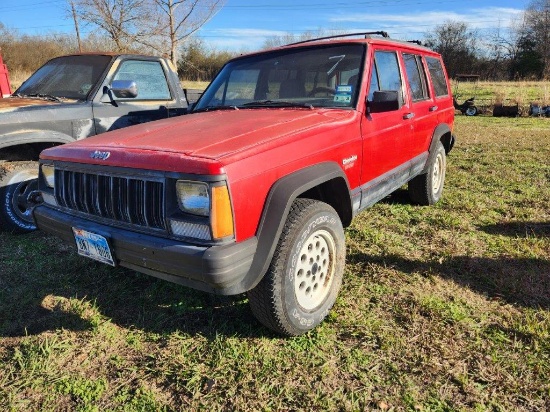 1996 Jeep Cherokee Sport, 308,330 Miles, 4.0 Liter V6, 5 Speed Manual