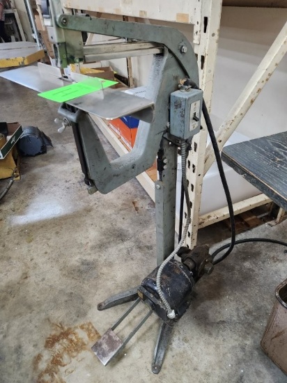 Bostitch Stand-up Electric Stapler Type EHFS