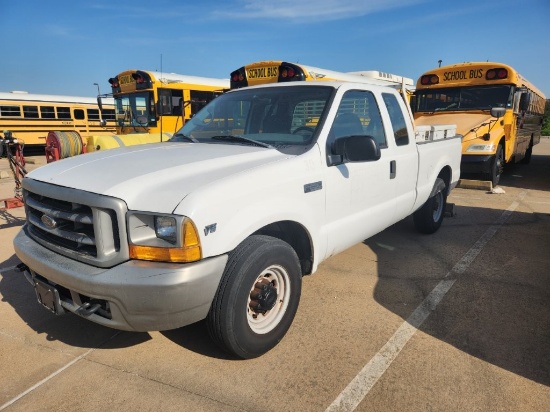 2000 Ford 3/4 Ton Truck - Miles 174,274, VIN E26889