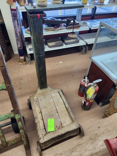 Fairbanks Standard Platform Scale with