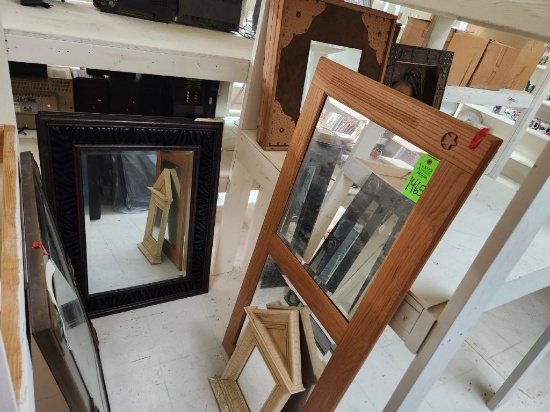 Mirrors (7), Décor, Unusual Vases (3)