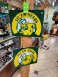 2 Metal Baylor Bear Signs