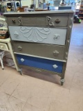 Chest of Drawers - On Casters , Missing 1 Caster