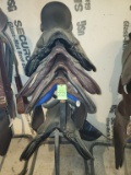 English Saddles 5 ct. & Stand