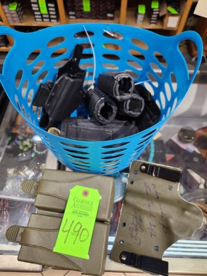Holsters & Accessories