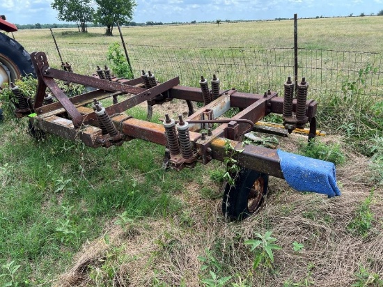 12' Loaded 5 Shank Chisel Plow