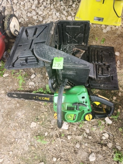John Deere J3816 Chainsaw in Case