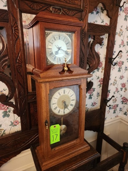 Mantle Clock 2 ct.