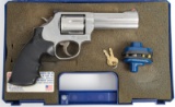*Smith & Wesson Model 686-5