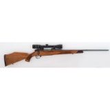 * Weatherby Mark V Deluxe Rifle with Weatherby Premier Scope