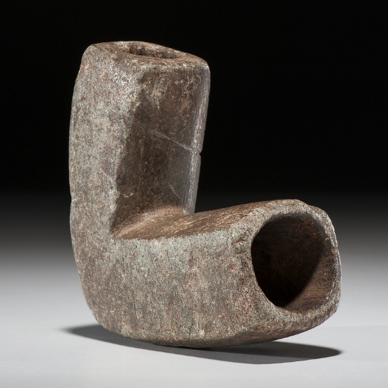 A Steatite Elbow Pipe