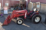 Mahindra 2810 Tractor with Loader