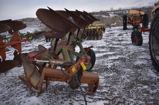 Case 600 4 Bottom Rollover Plow