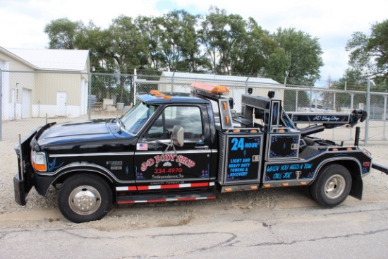 1997 Ford F350 Super Duty Wrecker