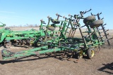 John Deere 960 field cultivator