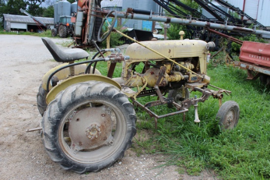 FARMALL CUB tractor