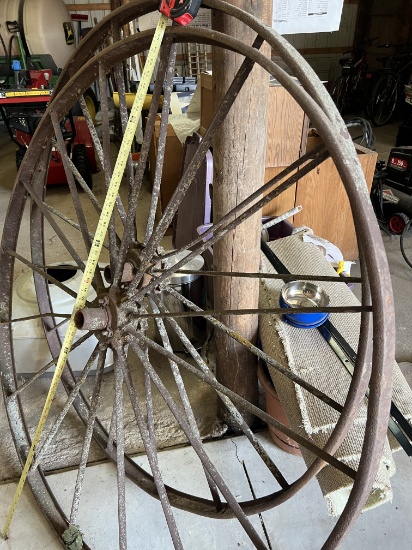 4 Ornate Wagon Wheels