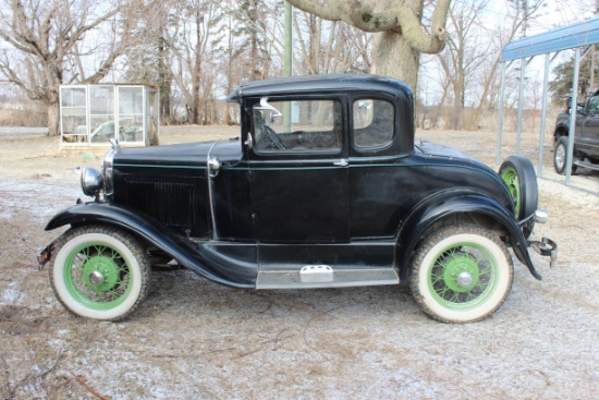 1930 Ford Model A automobile